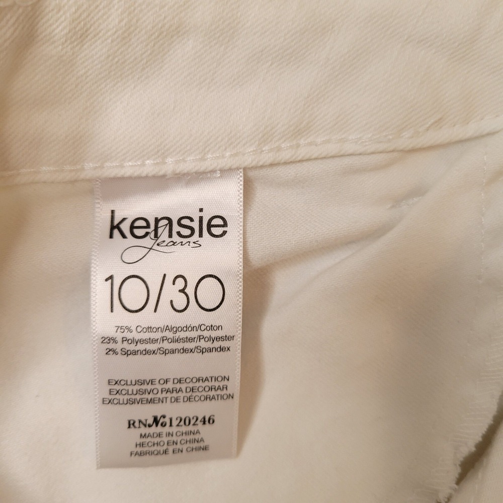 White Floral Embroidered Denim Jean Shorts Size 10/30 Raw Hem Coquette Feminine - Picture 8 of 14